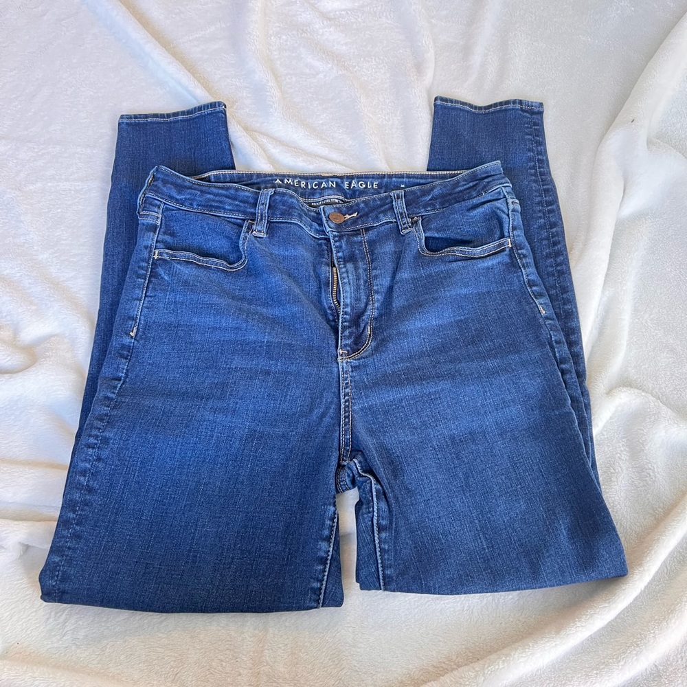 AE Super High Rise Jeggings Size 14 Regular